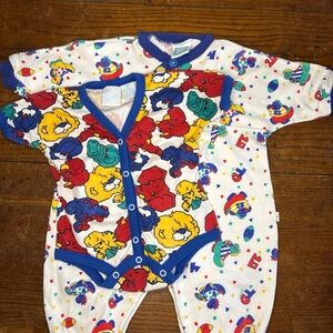 2 Vntg Football Dinosaur Zoo Animal Colorblock 6-9m Romper And 3-6m One Piece.